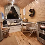 Behagliches Offgrid Tiny House - Escape To Nature Sankt Poelten